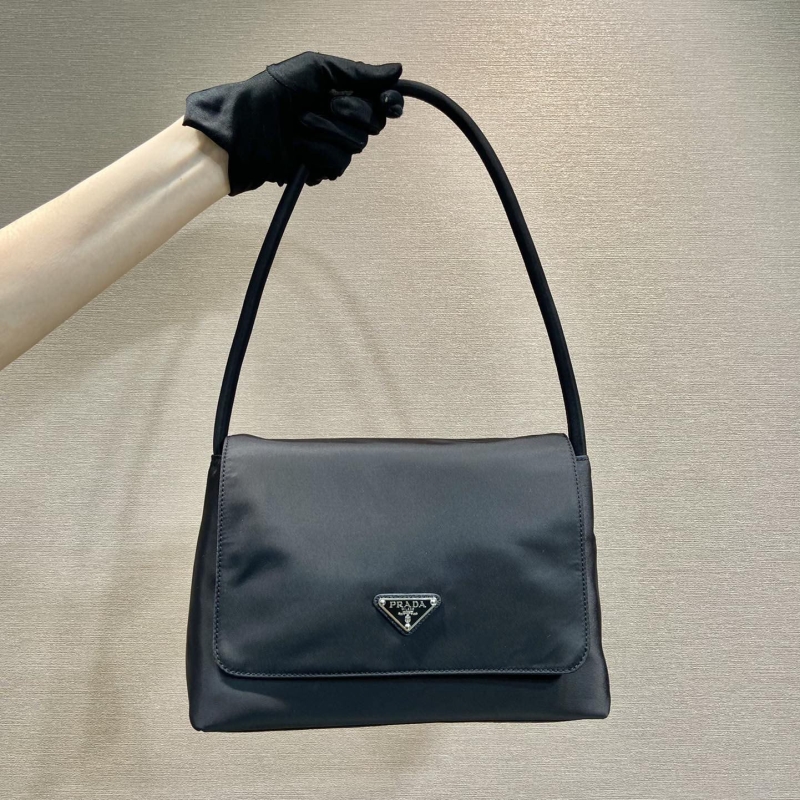 Pra*a top handle bags